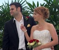 Ana-Maria
                      and Wade who married in Captain Burke Park,
                      Kangaroo Point