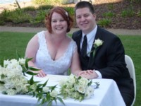 Michelle & Shaun happily
                  married by Jennifer Cram, Brisbane Marriage Celebrant,
                  at Sir Manuel Hornibrook Park